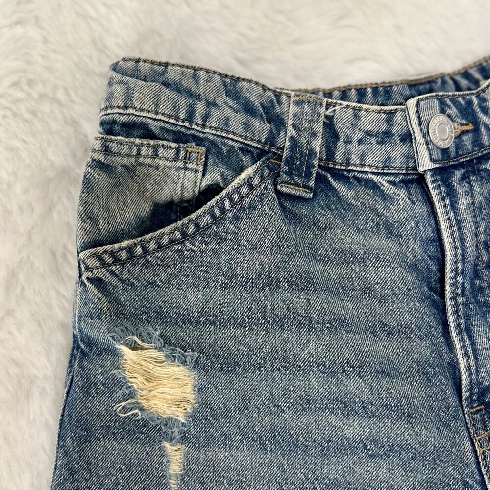 H&M Girls Baggy Fit Jeans – Distressed Light Wash - Picture 5 of 13